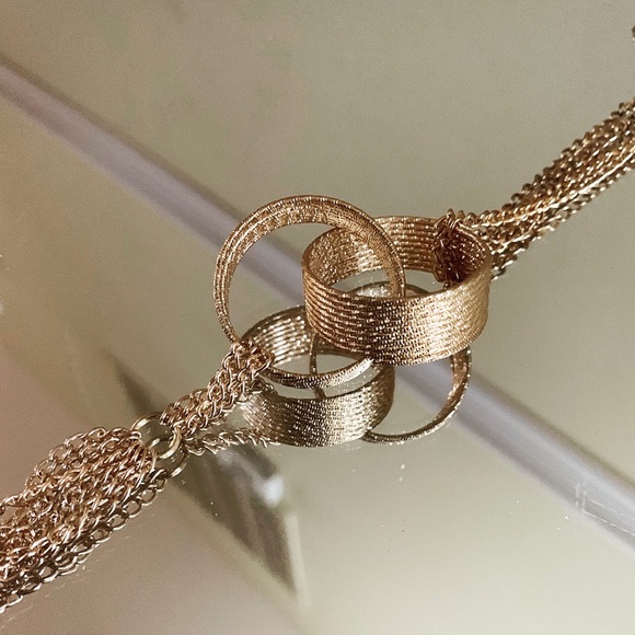 Gold Circle Tassle Necklace - Picture 4 of 4